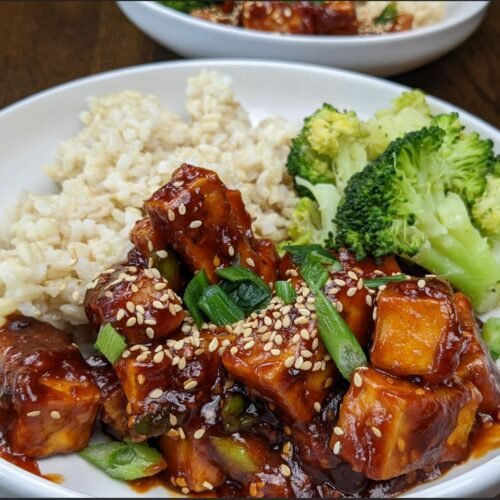 Gochujang Tofu with Rice and Broccoli