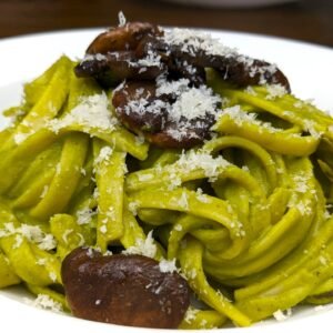 Vegan Fettuccine Kale Alfredo with Mushrooms