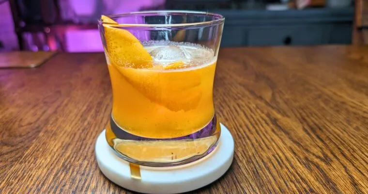 Butter Pecan Old Fashioned: A Cozy Twist on a Classic