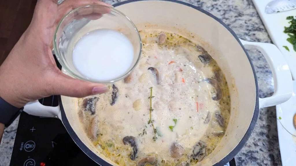 Adding Cornstarch slurry to the soup