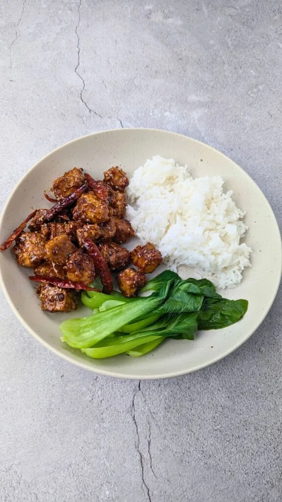 General Tso's Tofu Vertical image