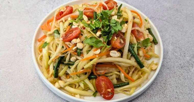 Thai Green Papaya Salad (Vegan Som Tum)