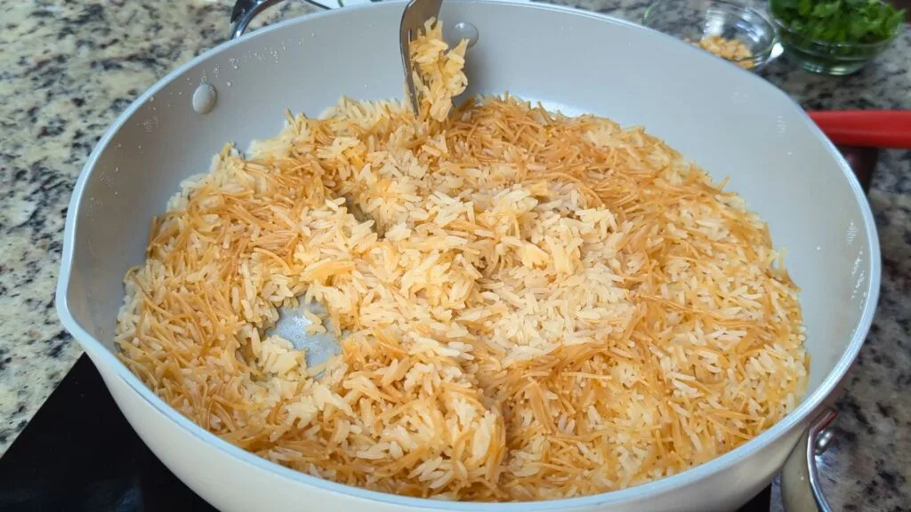 Fluffing Rice with the fork